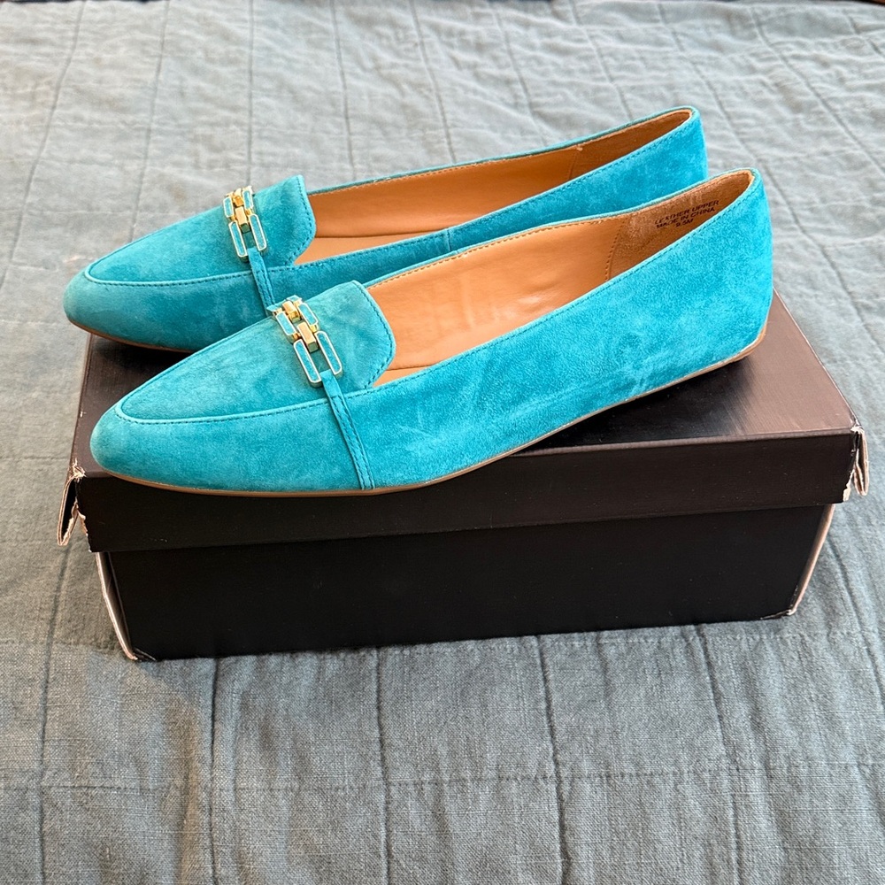 New in Box Talbots Viridian Blue Green “Francesca” Suede Loafers Sz 9.5